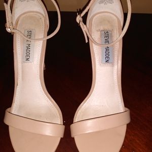 Steve Madden, size 6 nude heels